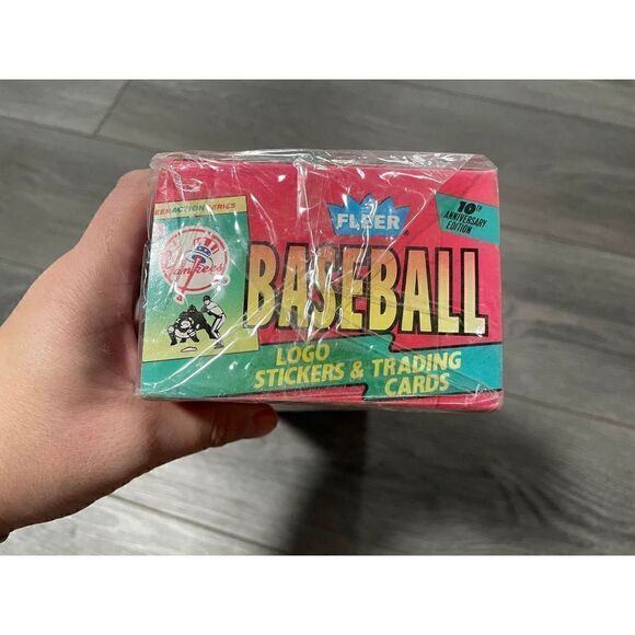 Fleer 90' Major League Baseball 10th Anniversary Edition Trading Cards - Picture 3 of 5